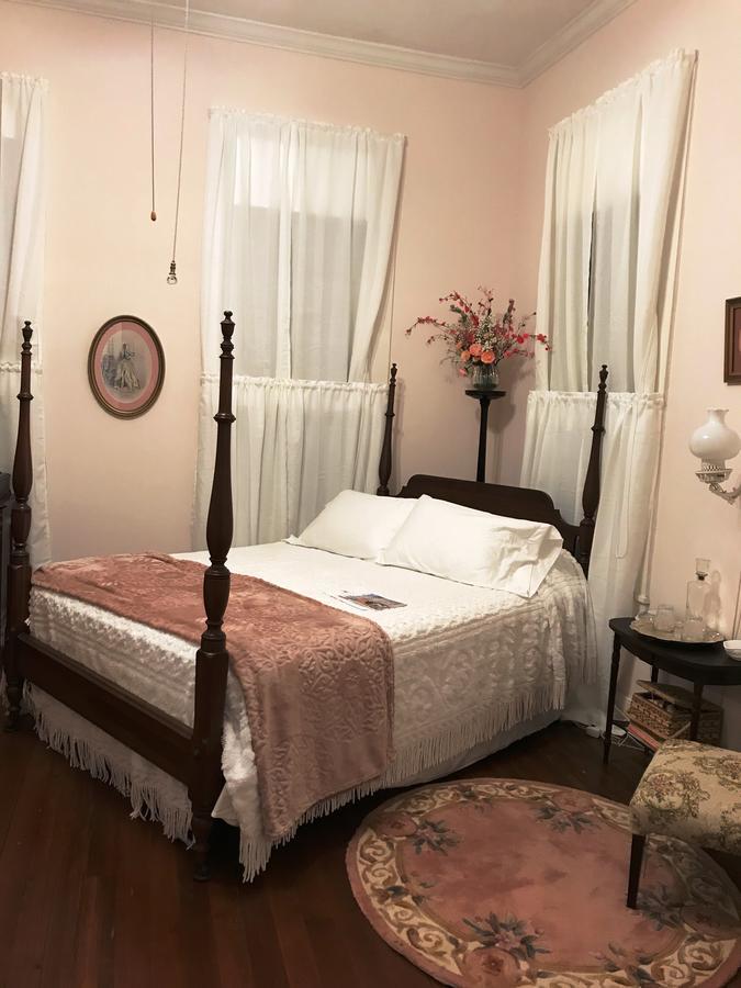 Riverboat Bed & Breakfast นัตเชซ ภายนอก รูปภาพ